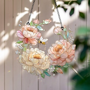 Peony Floral Suncatcher – Acrylic Window Hanging with Bee, Pearls & Soft Pink Blooms – Elegant Stained Glass Look Spring Decor